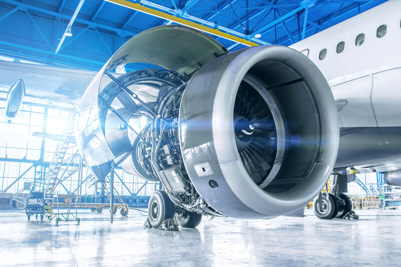 Turbine de moteur d'avion contenant des superalliages au rhénium